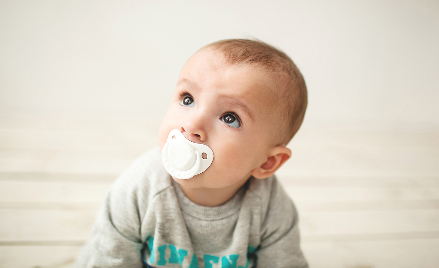 Sucette pour bébé : comment l’aider à s’en passer ?