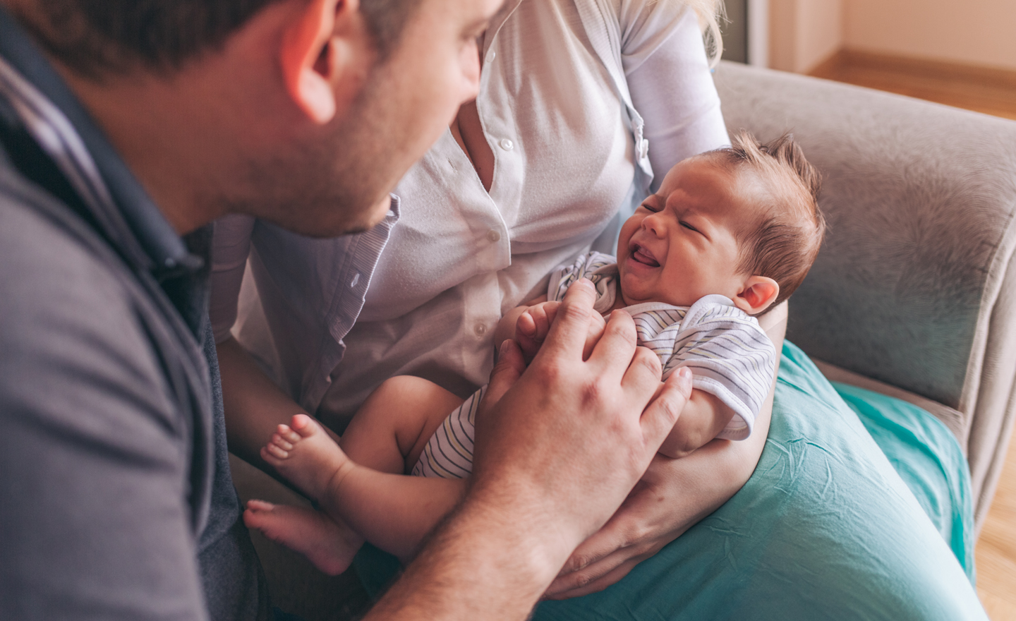 Aider Bébé à gérer son angoisse du huitième mois